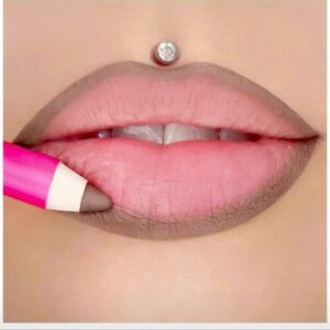 Jeffree Star lip liner Posh Spice